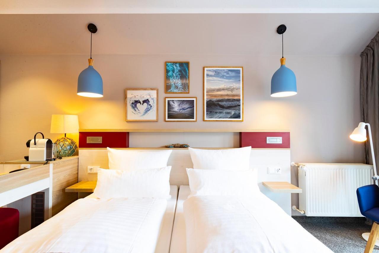 Hotel Regina Maris Norddeich  Buitenkant foto